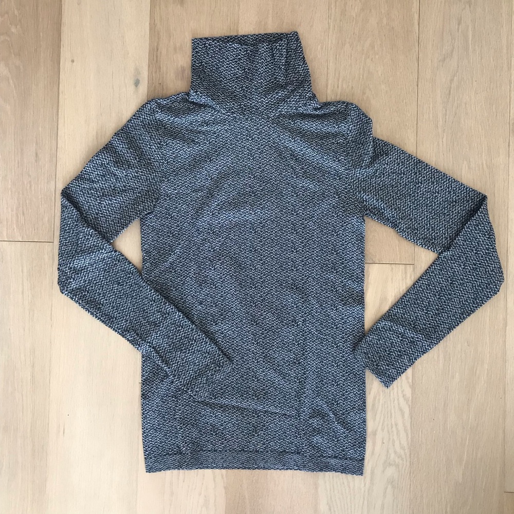 Athleta Long Sleeve Space Dye Turtleneck